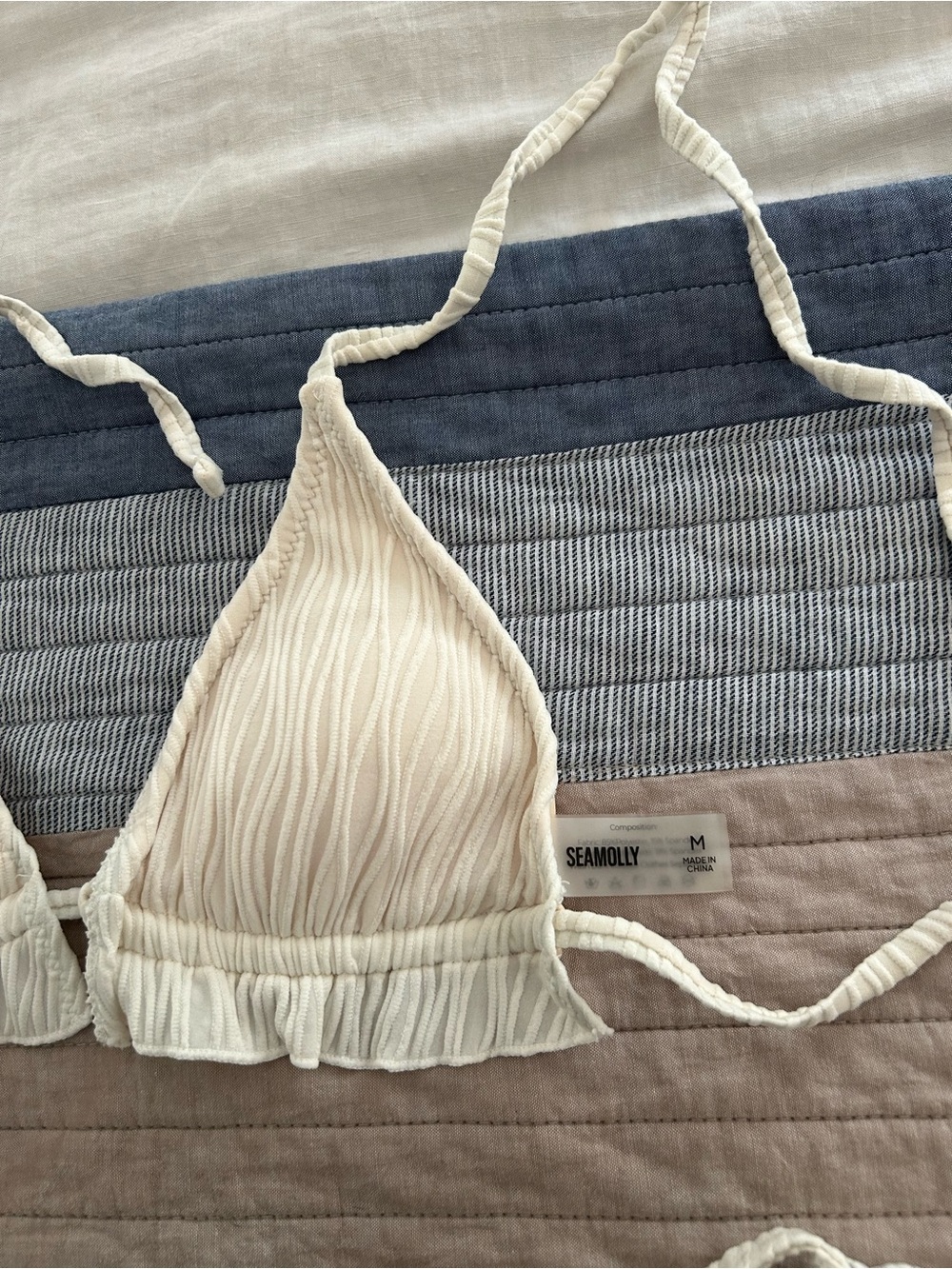 Cream Textured Ruffle Triangle Bikini Set - SEAMOLLY - Picture 4 of 5